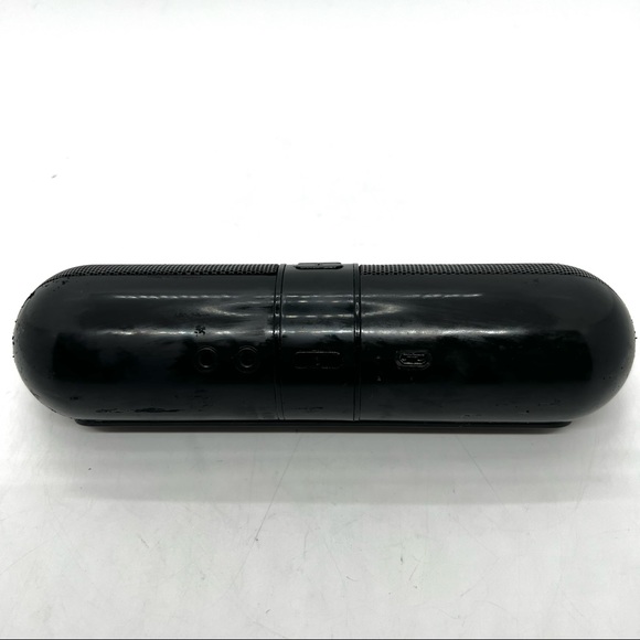 Beats by Dr. Dre Pill Speaker Wireless Bluetooth Black Tested Working #6. - Picture 4 of 9